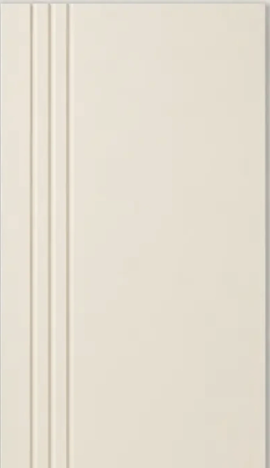 Aria cabinet door in SW 7006 Extra White